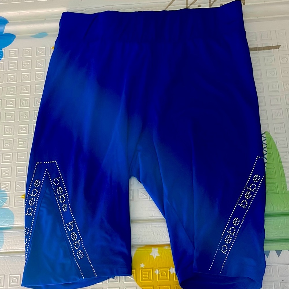 Stretchy biker shorts soft cotton like no stains no Odor no rips no tears